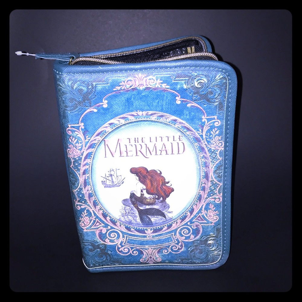 Little Mermaid Storybook Makeup Bag Hot Topic